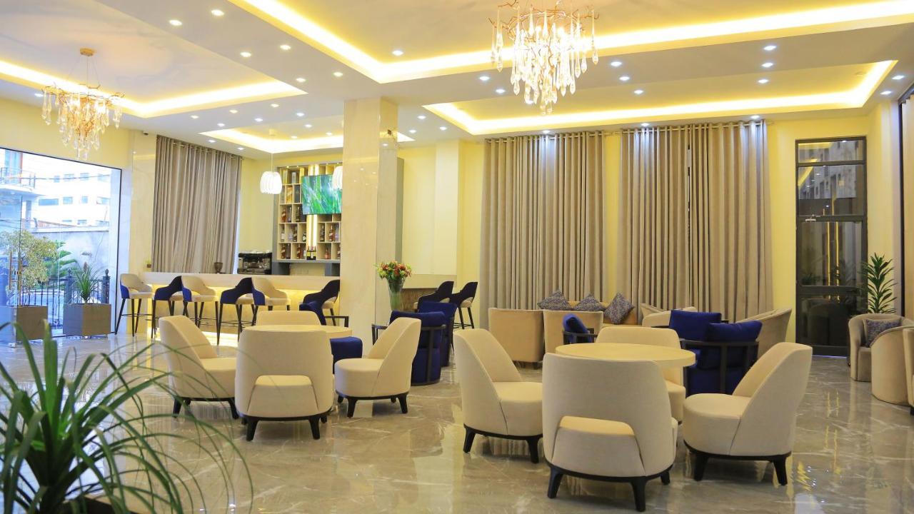 Triple E Hotel And Spa Addis Ababa Ngoại thất bức ảnh