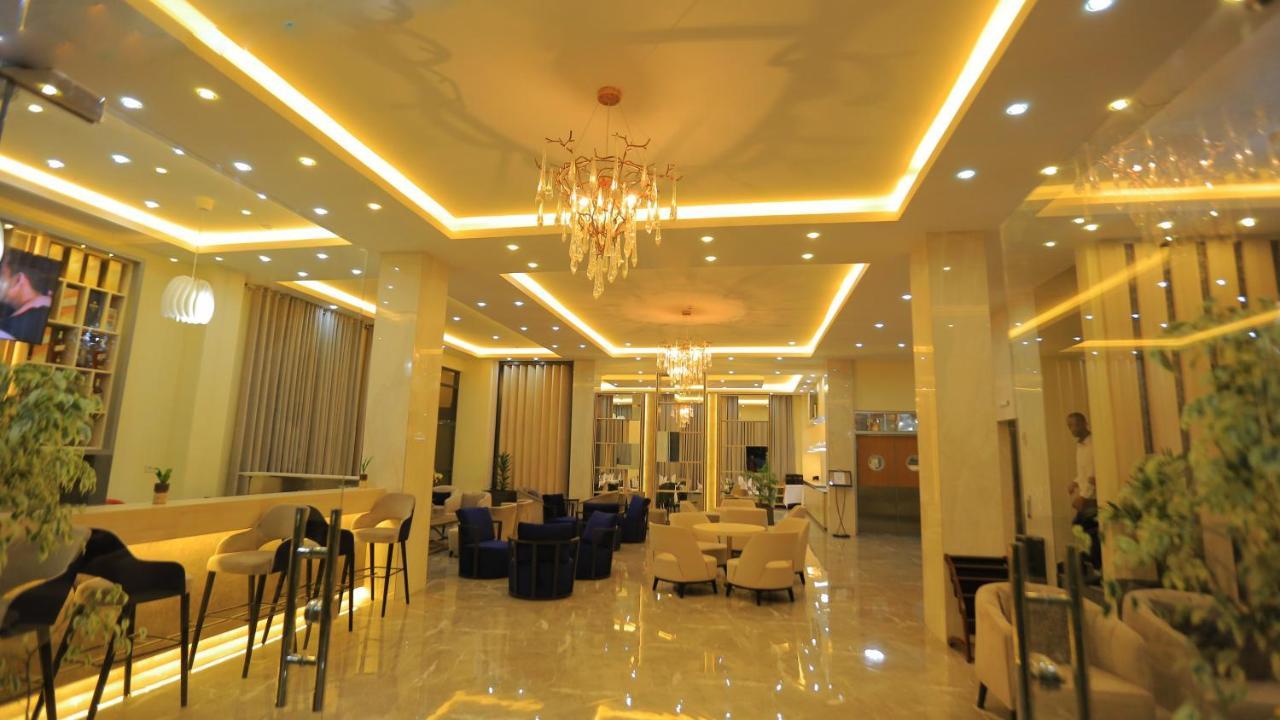 Triple E Hotel And Spa Addis Ababa Ngoại thất bức ảnh