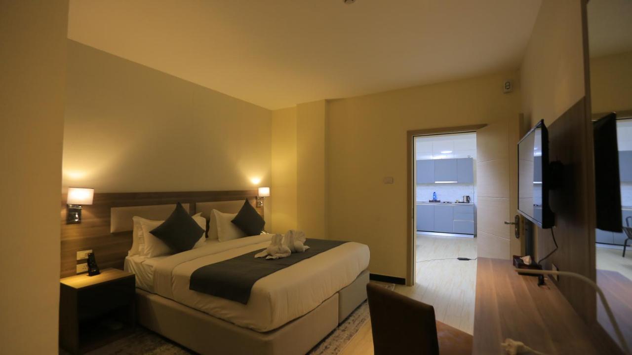 Triple E Hotel And Spa Addis Ababa Ngoại thất bức ảnh