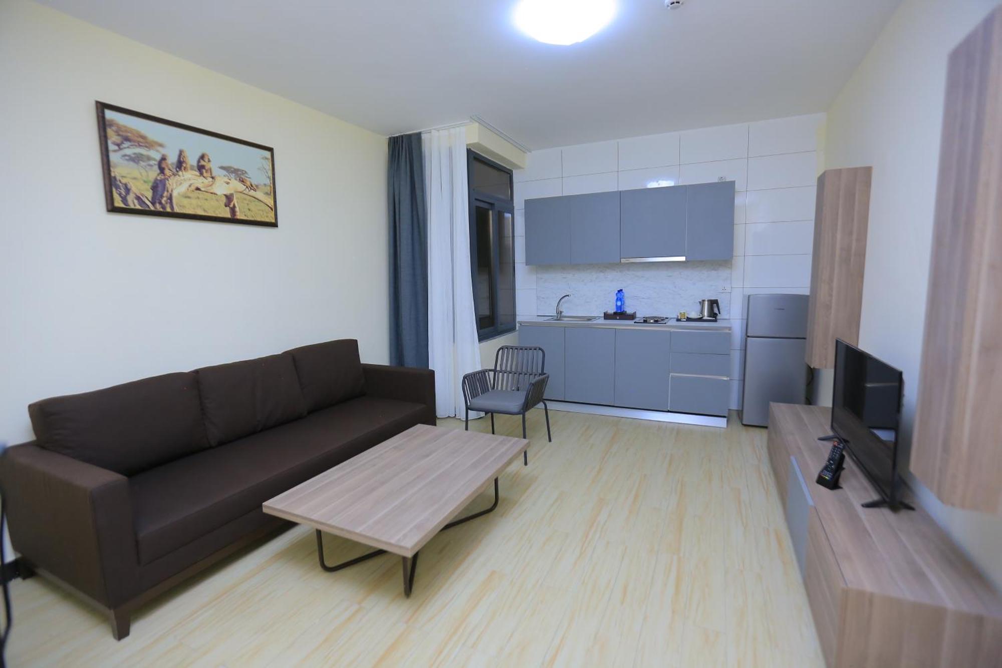 Triple E Hotel And Spa Addis Ababa Ngoại thất bức ảnh